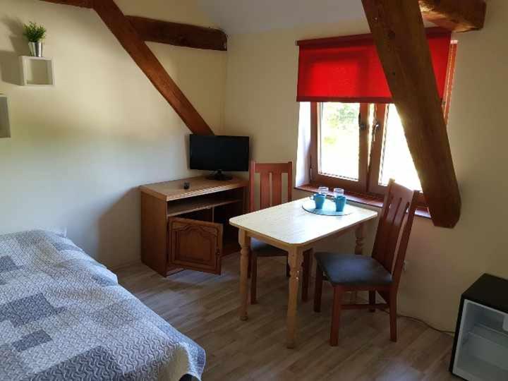Pokoje Goscinne Syrenka Stolpmünde Exterior foto